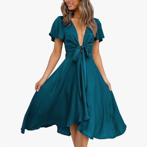 Satin midi front tie teal color short sleeve cocktail dress (size small) - Picture 3 of 3